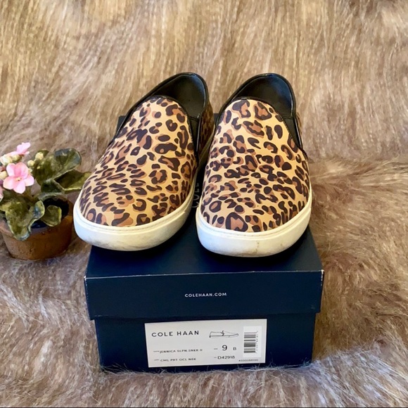 Cole Haan Sz 9 Leopard Nubuck Slip on - Picture 7 of 7